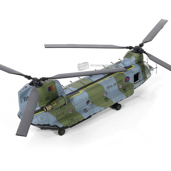 1/72 Great Britain Boeing Chinook HC. Mk.1 helicopter, Roy al Air Force, #18 Squadron, Falklands Detachment, 1982 ΕΛΙΚΟΠΤΕΡΑ