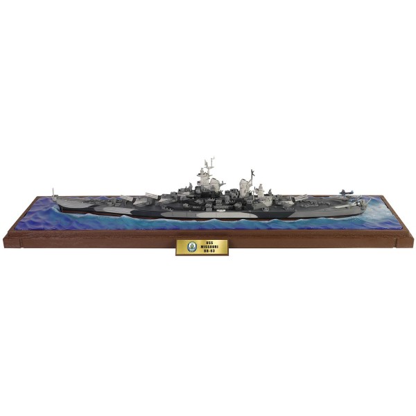 1/700 Iowa-class Battleship, USN, BB-63 USS Missouri, Pacific, Battle of Okinawa 1945 (Waterline ship series) ΠΛΟΙΑ - ΥΠΟΒΡΥΧΙΑ
