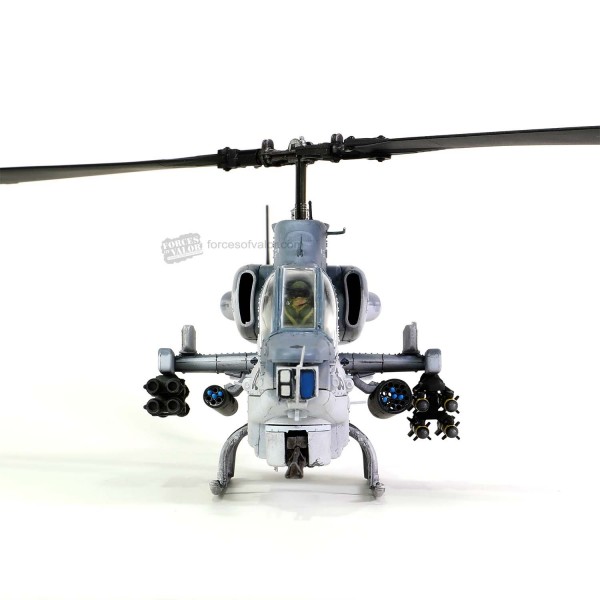 ελικοπτερα - ετοιμα μοντελα ελικοπτερων - ετοιμα μοντελα - ετοιμα μοντελα - 1/48 Bell AH-1W ''Whiskey Cobra'' U.S. Marine Corps Light attack helicopter (NTS exhaust nozzle) Squadron 267, Final flight of the AH-1W, Camp Pendleton, 23 March 2012 ΕΛΙΚΟΠΤΕΡΑ