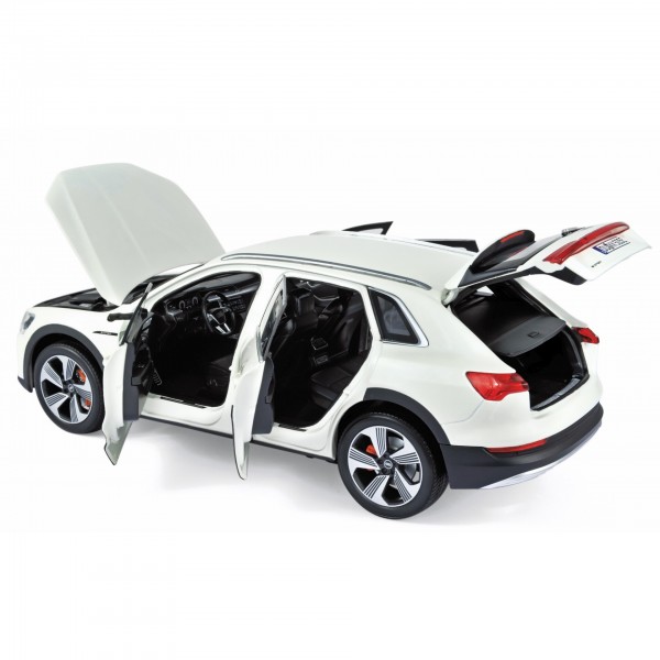 ετοιμα μοντελα αυτοκινητων - ετοιμα μοντελα - 1/18 AUDI E-TRON 2019 WHITE METALLIC ΑΥΤΟΚΙΝΗΤΑ